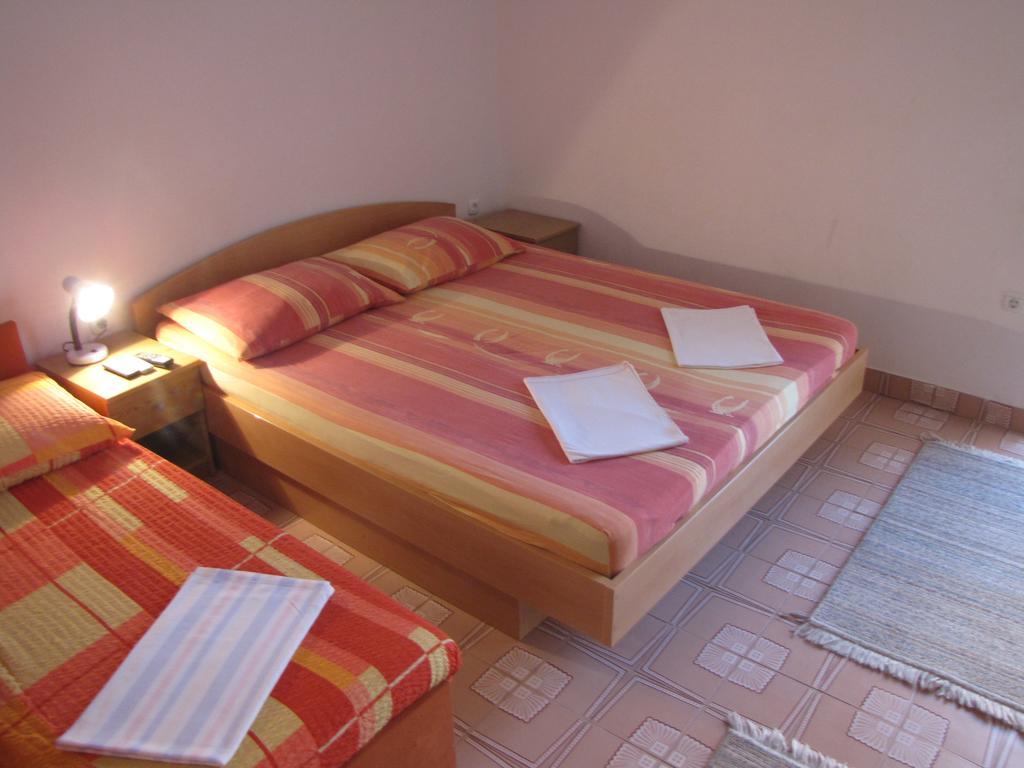 Apartments Primorac Podaca Zimmer foto